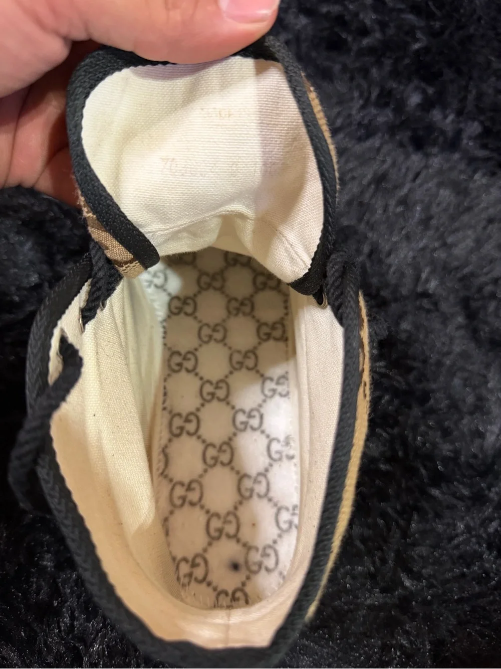 Gucci High top sneakers